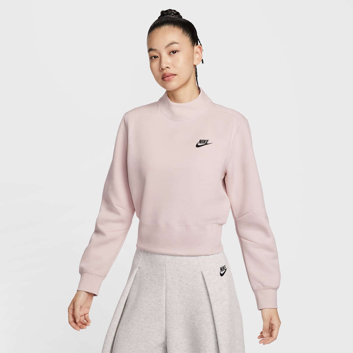 テニス NIKEナイキ＊パステルパウダーピンクのビクトリースコートと